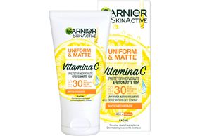 Garnier Skinactive Uniform E Matte Vitamina C FPS30 Creme 40G