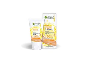 Protetor Solar FPS50 Skinactive Uniform & Matte Média 40G